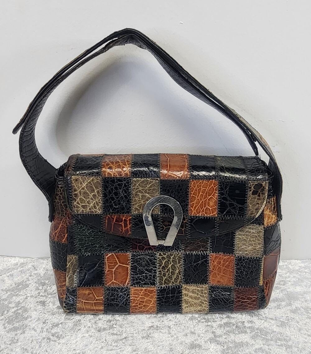 Vintage Womens Leather Multi-Color Patchwork Pattern Shoulder Handbag